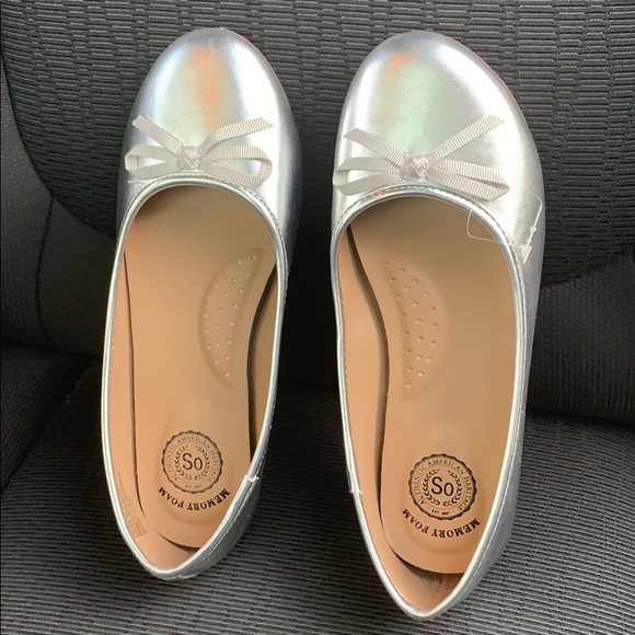 ♥️ Worn once Silver So Ballet Slippers - Picture 2 of 5